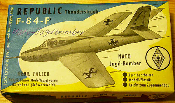 F-84-F NATO-Jagdbomber Schachtel von 1956