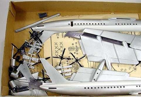 TU - 114 Bausatz Detail