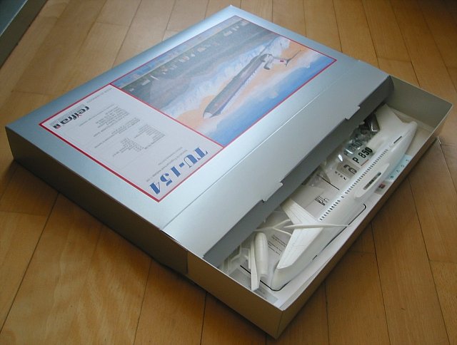 TU-154 Schachtel reifra
