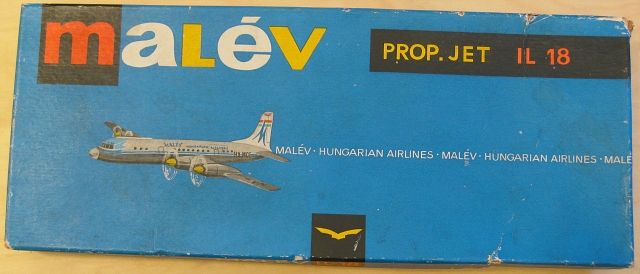 Iljuschin IL - 18 MALEV Verpackung von oben gesehen