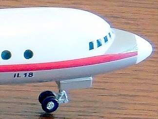 IL-18 gebautes Modell Detail