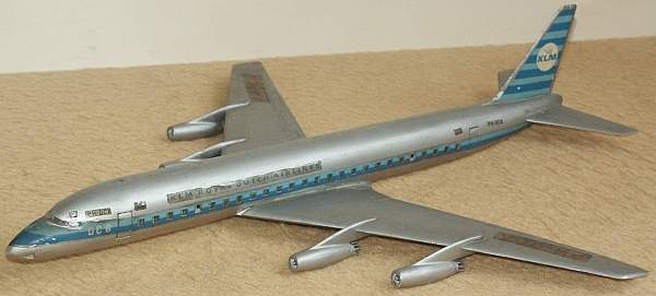 DC 8 gebautes Modell