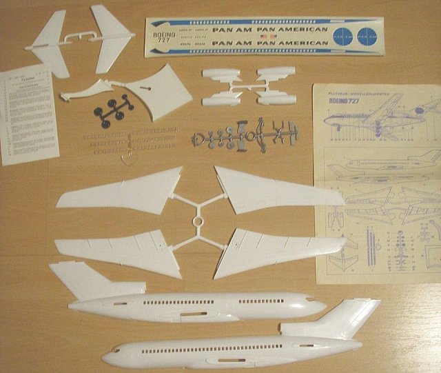Boeing 727 Bausatz Einzelteile