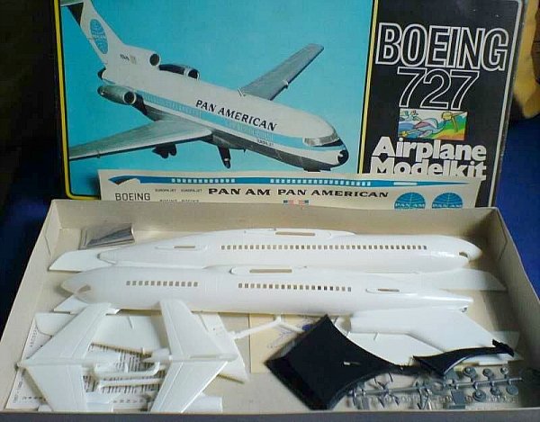 Boeing 727 Schachtel und Bausatz