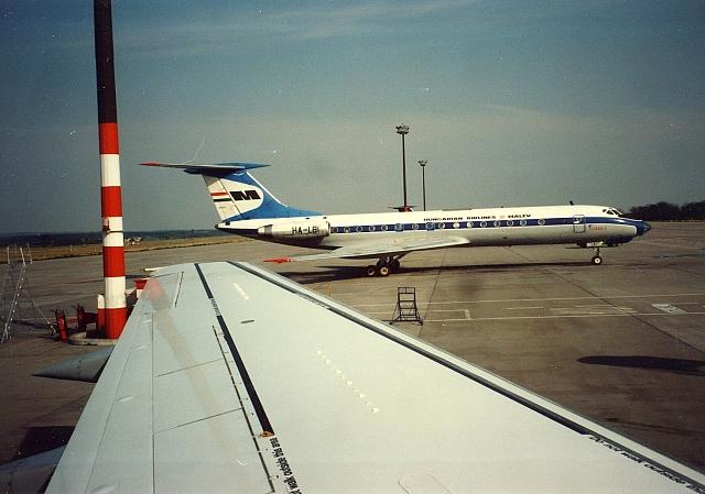 TU-134A-3 HA-LBI Bild A