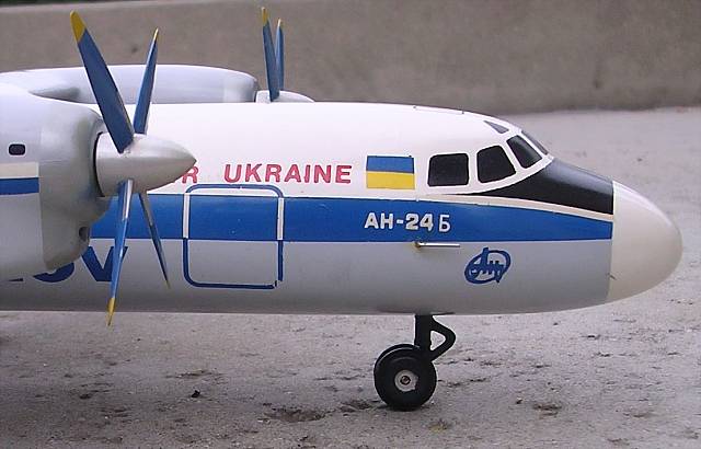 AN-24 Bild 2 Detail