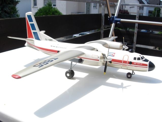 AN-24 Cubana Bild 011