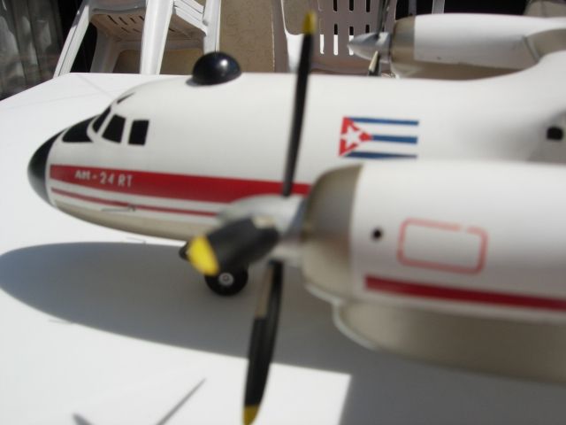 AN-24 Cubana Bild 025