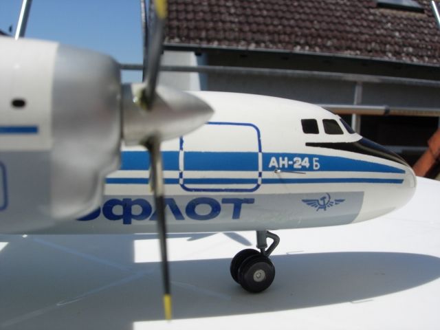 AN-24 Bild 9