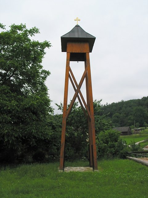 Fahnsdorf am Jauerling, Glockenturm Bild 3