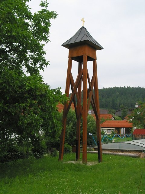 Fahnsdorf am Jauerling, Glockenturm Bild 4
