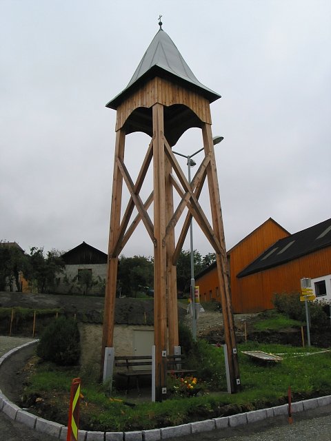 Loitzendorf am Jauerling, Glockenturm Bild 2